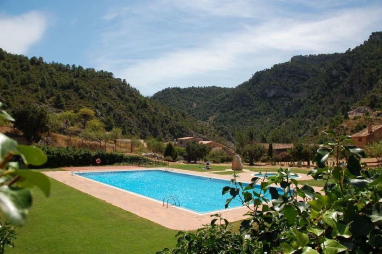 Miquelo - 16 Hostes