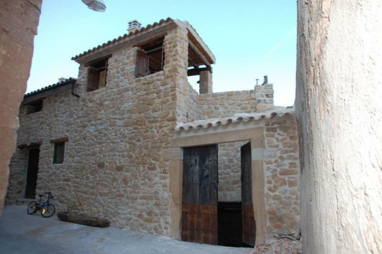 Miquelo - 16 Hostes *